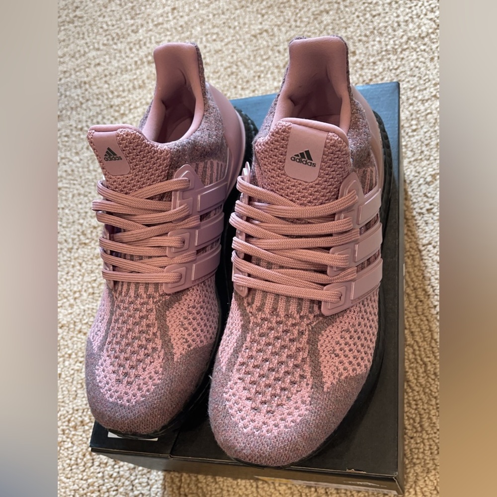 ULTRABOOST 7.5